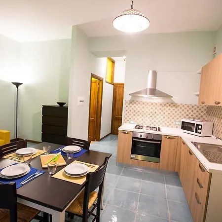 Lägenhet Il Nido Del Sole Cefalù